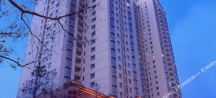 阿卡沙·Aksha设计师轻奢民宿 (青年路地铁站店)图片