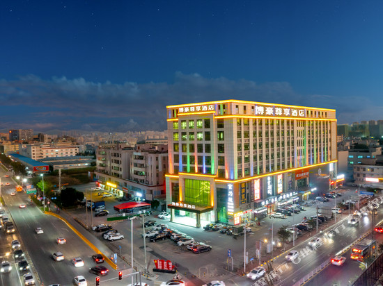 博豪尊享酒店(东莞塘厦田心文化商业广场店)