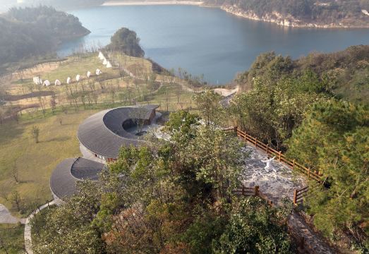 CAMPSORT Hotel Overview