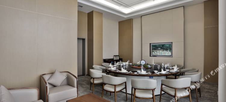 开化两有主题酒店图片