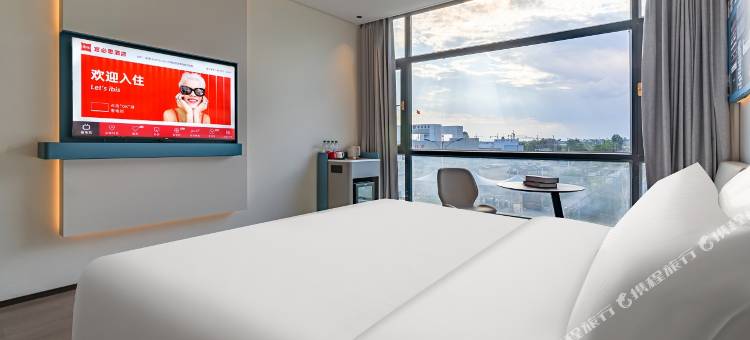 宜必思酒店(霍尔果斯国门景区店)图片