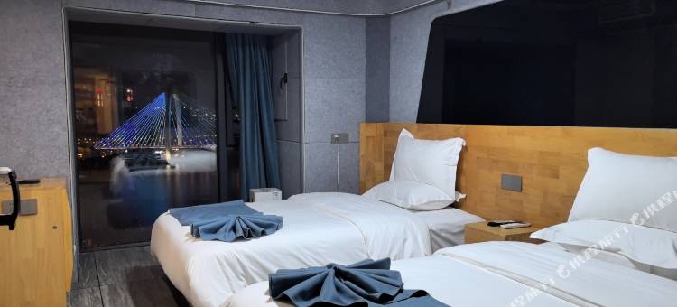 青季酒店(南宁万达茂天誉城店)图片