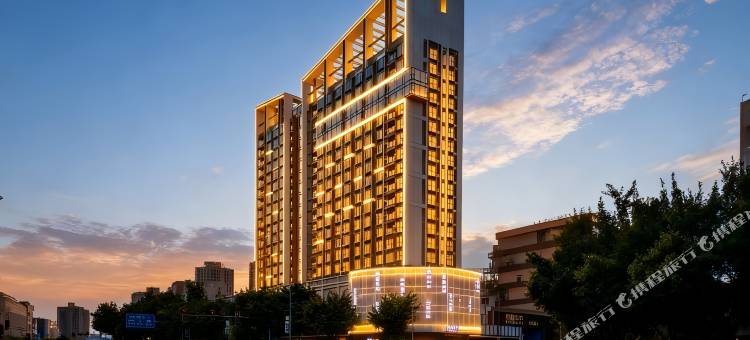 漫野·繁花酒店(潮州财富中心人民广场店)图片