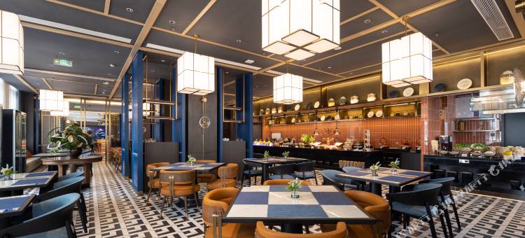 枫渡酒店(大连梭鱼湾足球场店)图片