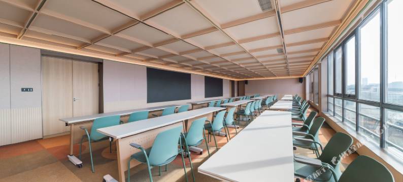 桔子酒店(盐城阜宁天鹅湖国际广场店)图片