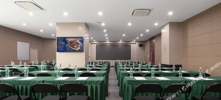 麗枫酒店(南昌红谷滩万达广场秋水广场店)图片