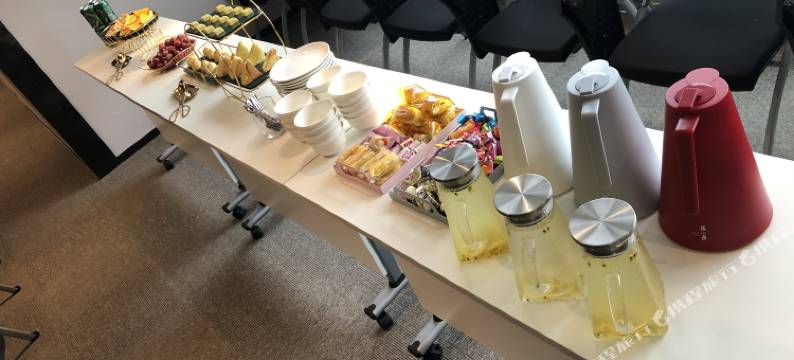 福州五四路树兜地铁站亚朵酒店图片