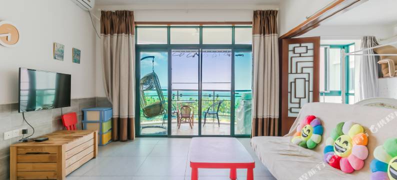 三亚蓝海椰风海景度假公寓(凤凰机场店)图片