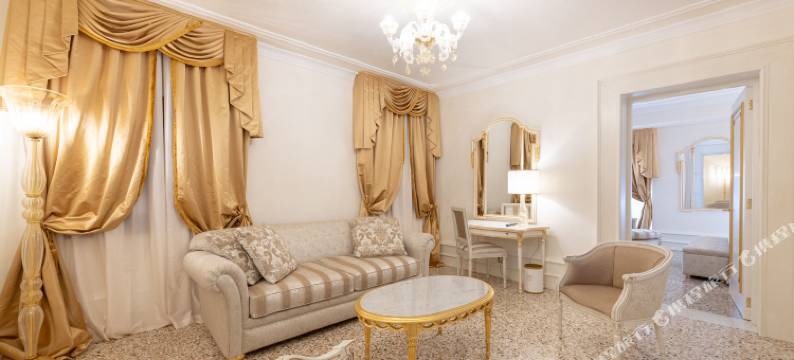 彭法迪尼历史体验酒店(Ca' Bonfadini Historic Experience)图片