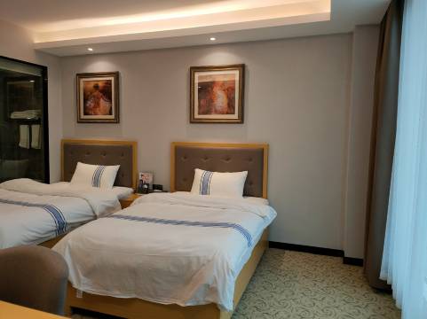 长汀鸿晟大酒店