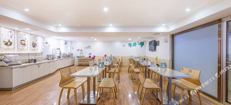 怡莱酒店(镇江火车站万达广场店)图片