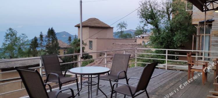 元阳多依湾客栈图片