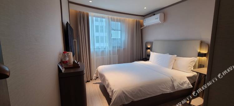 汉庭酒店(青岛五四广场芝泉路地铁站店)图片