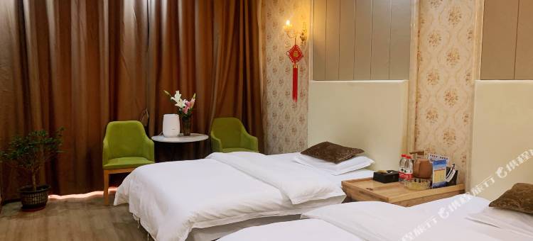 浪卡子馨湖富氧酒店图片