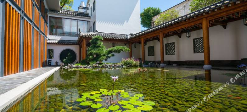 明德园·隅景·Lake View丨问松别院(潮州古城牌坊街店)图片