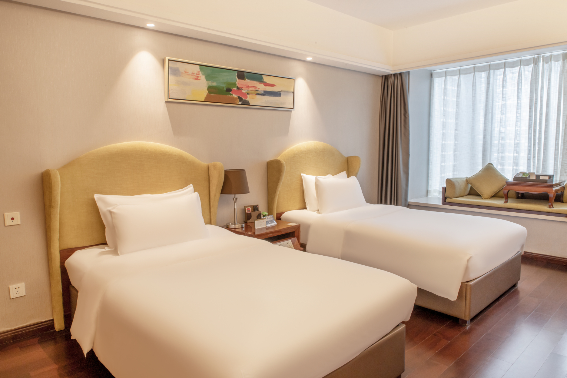 Senberstan Hotel (Chengdu Financial Twin Towers City) Hotel Overview