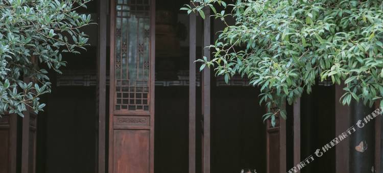 拾三戋南华宫私汤禅宿图片