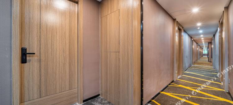 IU酒店(重庆北站南广场店)图片