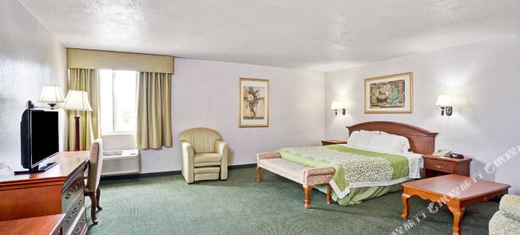 福乐顿市戴斯套房酒店(Days Inn & Suites by Wyndham Fullerton)图片