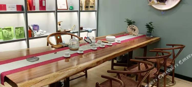 H·智慧浩志酒店图片