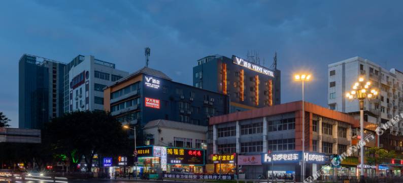 广州V酒店(黄埔中山大学附属第一医院店)图片