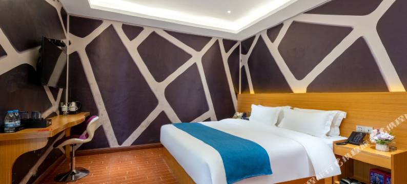 中山宝悦精品酒店(小榄镇宝丰购物中心店)图片