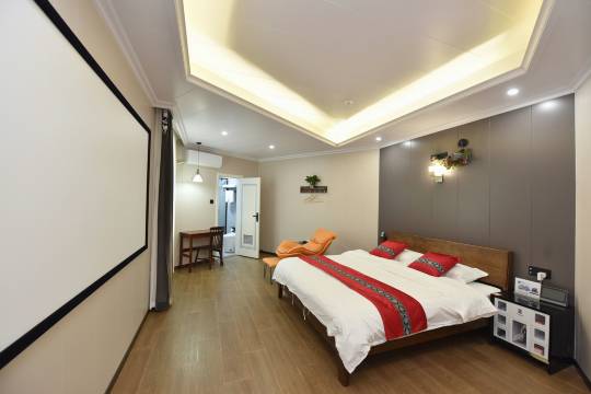 卡门影宿(望江东路罍街店)