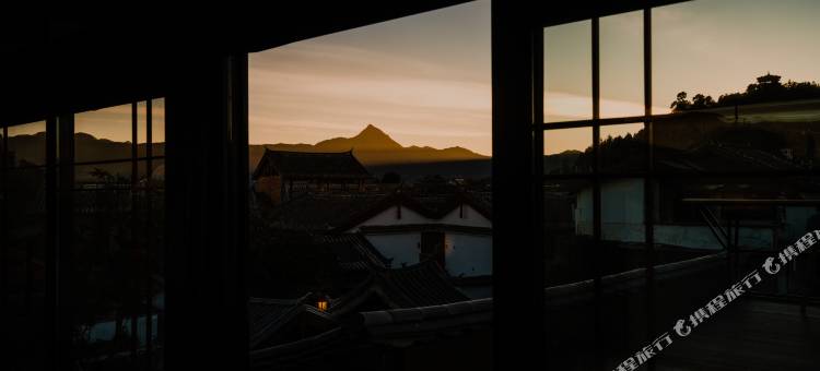 屋顶Coffee·心宿安云·雪山观景古院(丽江古城四方街店)图片