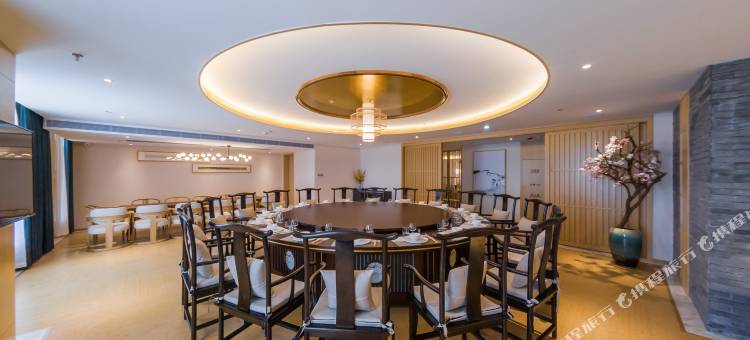 建国璞隐酒店(深圳国际会展中心海上田园南地铁站店)图片
