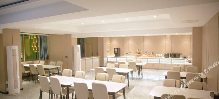 白玉兰酒店(溧阳苏宁广场西大街店)图片