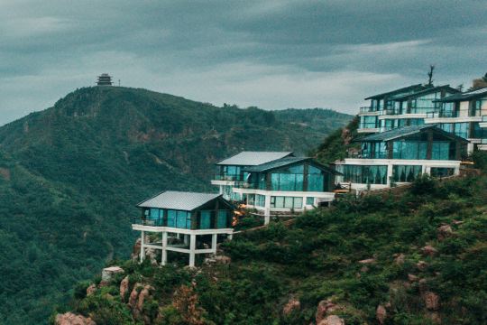 云顶琼琚悬崖观景民宿(新密伏羲山店)预订价格,联系电话位置地址