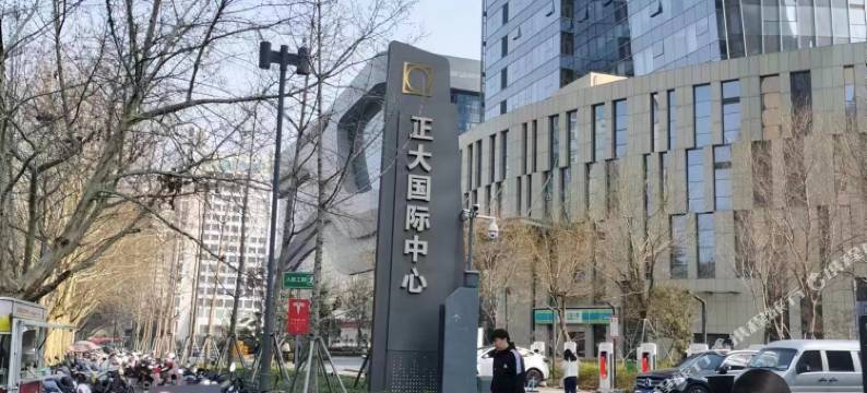 凯瑞公寓酒店(洛阳龙门高铁站正大国际广场西区店)图片