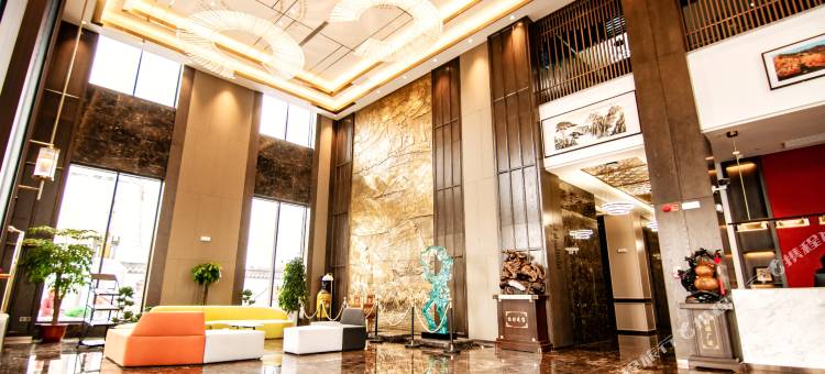 建诚假日酒店图片