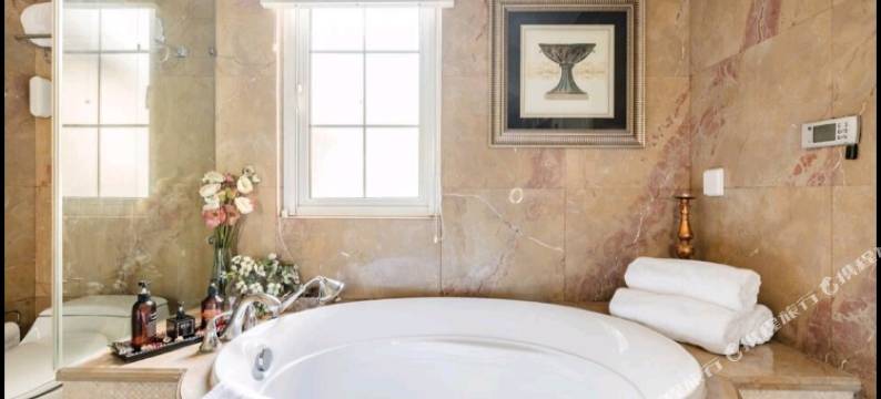 青岛花溪秋林QiuLinHotel别墅图片