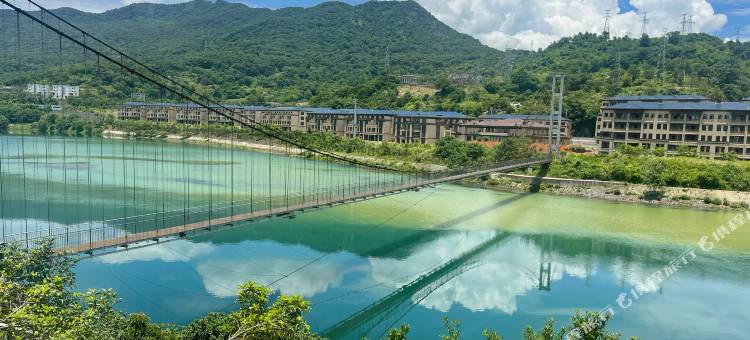 东江湖临江仙·吊桥客栈图片