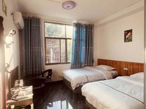 西江黄里易来居民宿