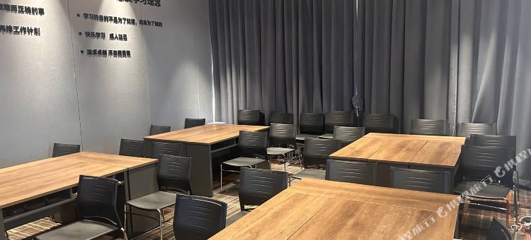 悦致酒店(新化体育中心店)图片