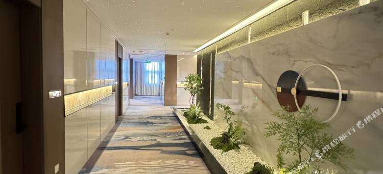 鑫瑞四季酒店(镇江丁卯吾悦广场店)图片