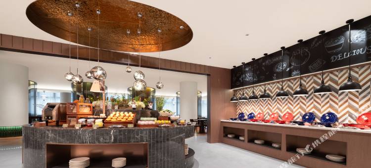 南京软件大道小行地铁站美仑酒店图片