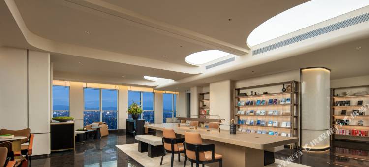 南昌艾溪湖东地铁站亚朵S酒店图片