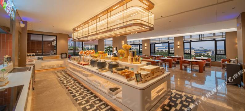 浩枫温德姆酒店(镇雄观澜湖购物公园店)图片