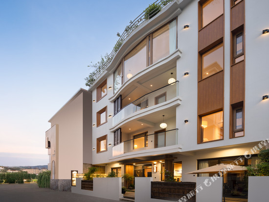 景德镇兰往LADESEE(陶溪川文创街区店)