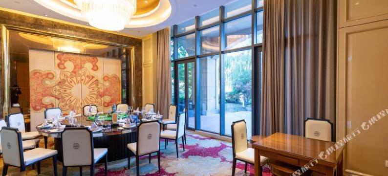 泰州万象城世茂茂御酒店图片