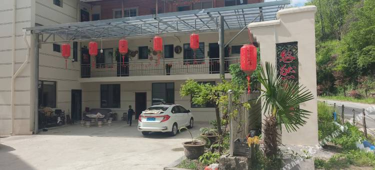 悠然山居图片