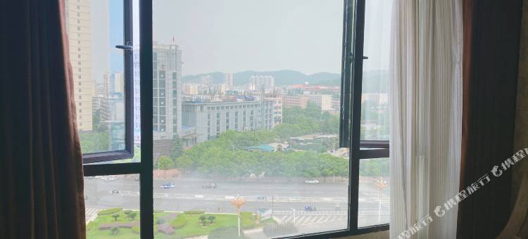 镜山乐居酒店(上高县政府镜山广场店)图片