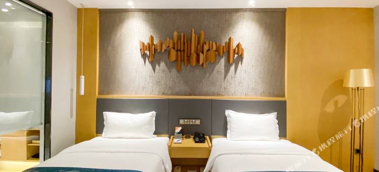 元谋泷淇·泷湖大酒店图片