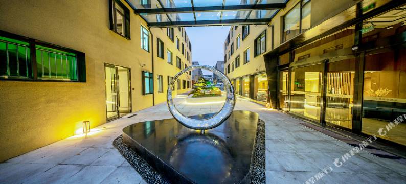 思薇尔酒店(无锡堰桥地铁站惠山万达广场店)图片