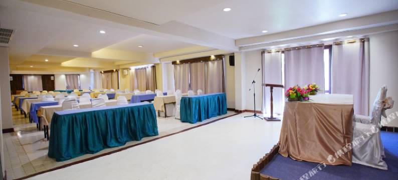 塔纳奥斯瑞普兰布里度假村(Tanaosri Resort Pranburi)图片