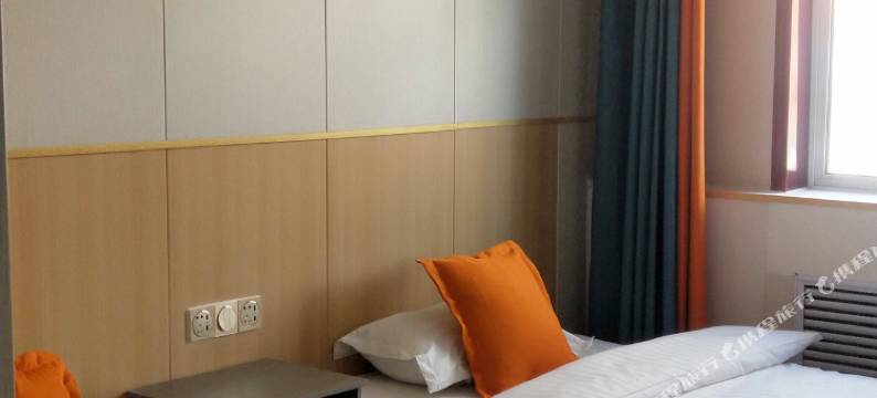 大柴旦大地宾馆(翡翠步行街店)图片