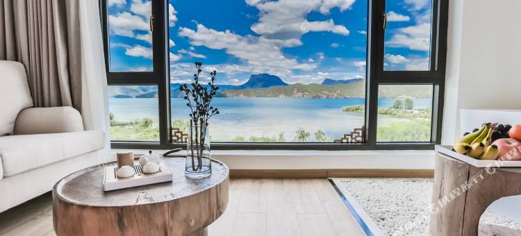 泸沽湖前湖·月遥全湖景度假酒店图片